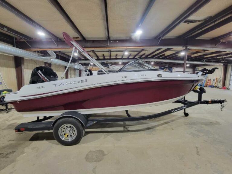 2024 Tahoe 200S US-BUJ32366F324 [photo 3]